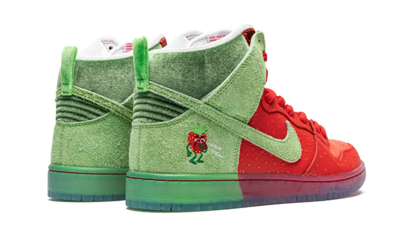 Nike SB SB Dunk High 'Strawberry Cough'